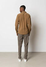 Load image into Gallery viewer, Clean Cut Copenhagen Formal Stretch Shirt Brown
