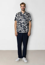 Load image into Gallery viewer, Clean Cut Copenhagen Bowling Noah Shirt Navy
